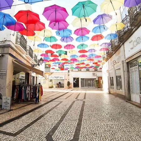 Picturesque & Modern 2 Bedroom Flat With Rooftop Pool In * Olhão