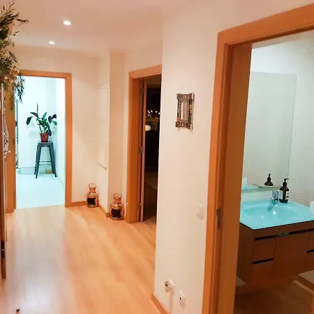 Picturesque & Modern 2 Bedroom Flat With Rooftop Pool In Lejlighed *